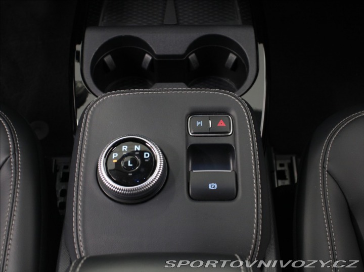 Ford Mustang Mach-E 0,1 75kWh 300koní 2023