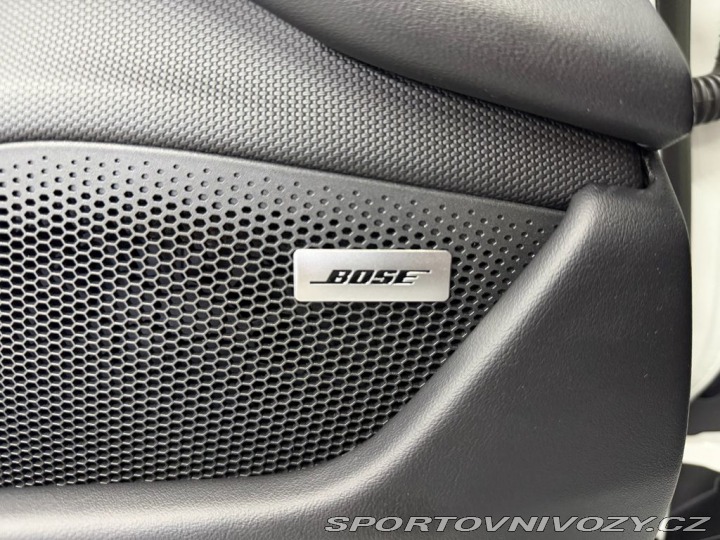 Porsche Taycan 4S PERFORMANCE, VZDUCH PA 2023