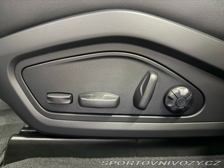 Porsche Taycan 4S PERFORMANCE, VZDUCH PA 2023