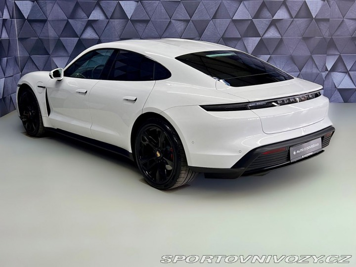 Porsche Taycan 4S PERFORMANCE, VZDUCH, B 2023