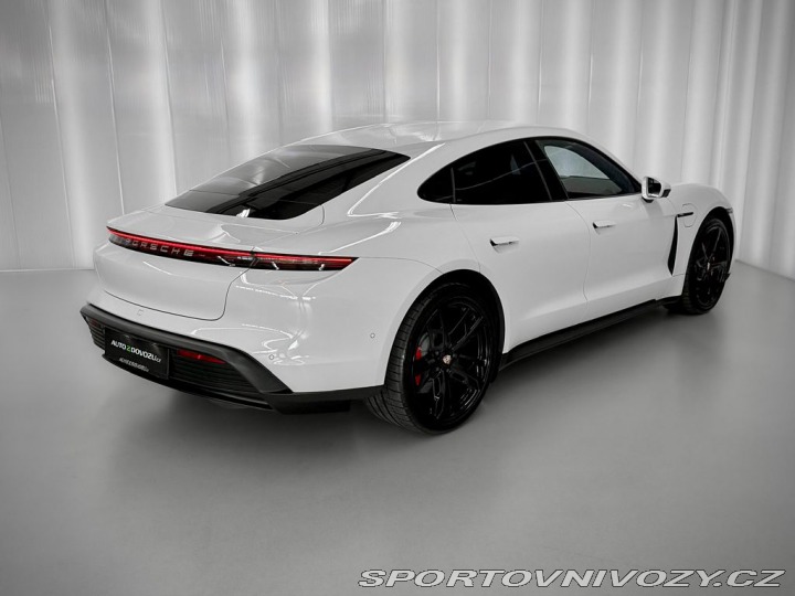 Porsche Taycan 4S PERFORMANCE, VZDUCH PA 2023
