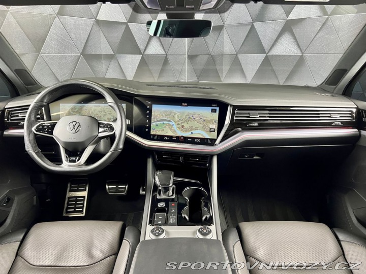 Volkswagen Ostatní modely Touareg 3.0TDI 210KW 4MOTION R-LI 2021