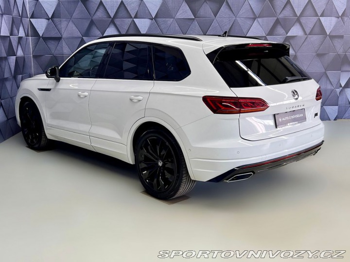 Volkswagen Ostatní modely Touareg 3.0TDI 210KW 4MOTION R-LI 2021