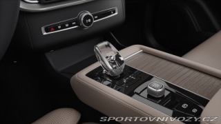 Volvo Ostatní modely XC90 2,0 T8  Plus Dark 2026