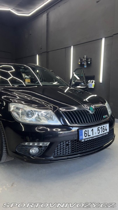 Škoda Octavia RS 2,0   2 RS TDI 125 KW 2011