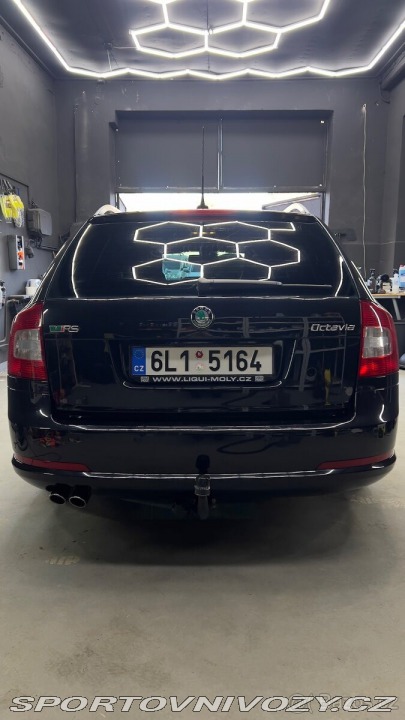 Škoda Octavia RS 2,0   2 RS TDI 125 KW 2011