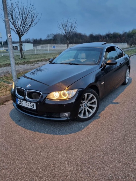 BMW 3 2,5   E92 325i automat