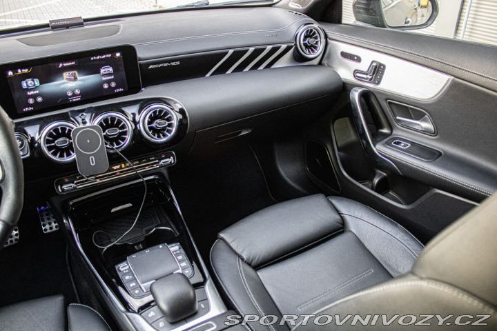 Mercedes-Benz CLA  2023