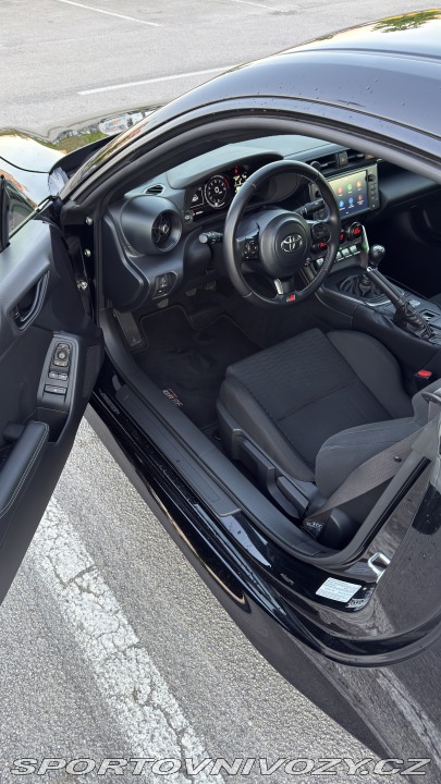 Toyota GR86 1. majitel, záruka 2023