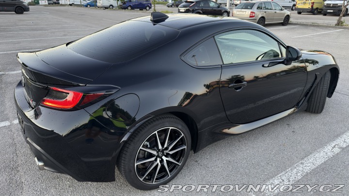 Toyota GR86 1. majitel, záruka 2023