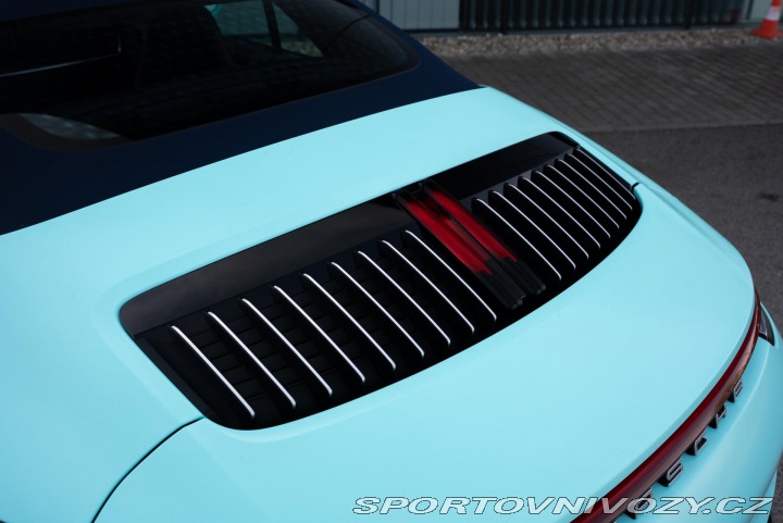 Porsche 911 Carrera 4 2020