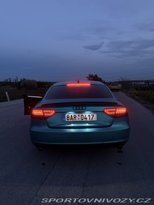 Audi A5  2011