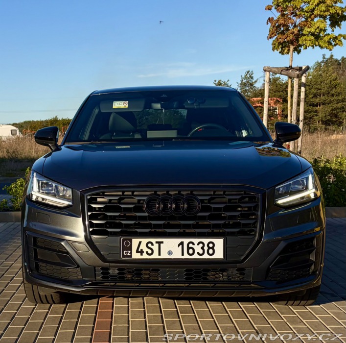 Audi Ostatní modely Audi Q2, Black Edition, 3