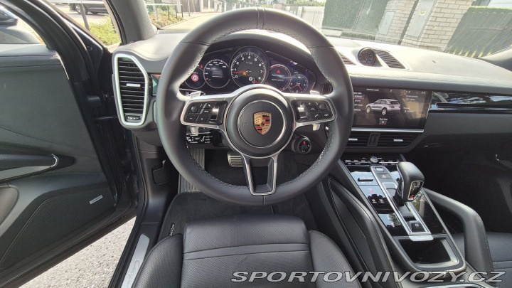 Porsche Cayenne S Akrapovič 2018
