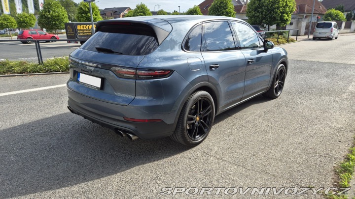 Porsche Cayenne S Akrapovič 2018