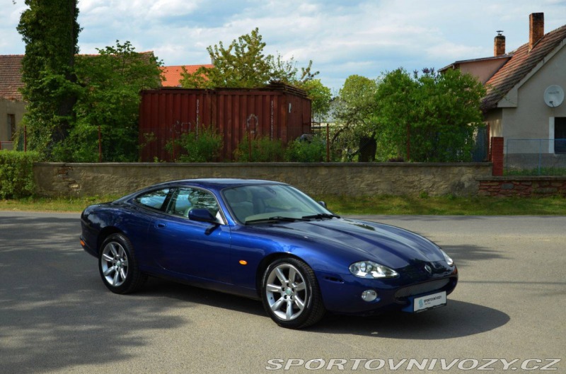 Jaguar XK8 4.2 V8