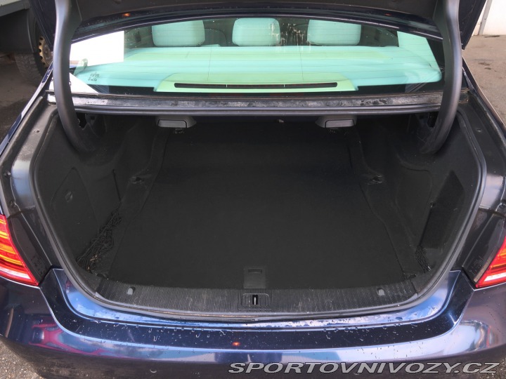 Mercedes-Benz E E 350 4MATIC 2013