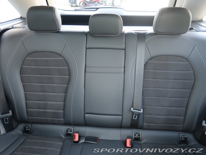 Mercedes-Benz Ostatní modely GLC AMG line GLC 300 d 4MATIC 2020