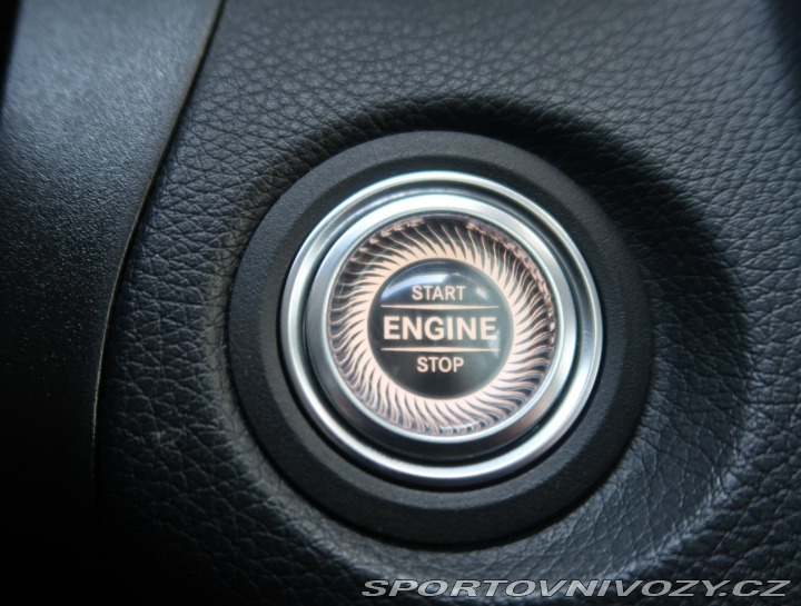 Mercedes-Benz Ostatní modely GLC AMG line GLC 300 d 4MATIC 2020