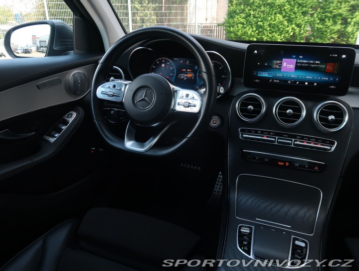 Mercedes-Benz Ostatní modely GLC AMG line GLC 300 d 4MATIC 2020