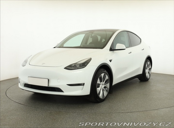 Tesla Model Y Long Range AWD 79kWh 2024