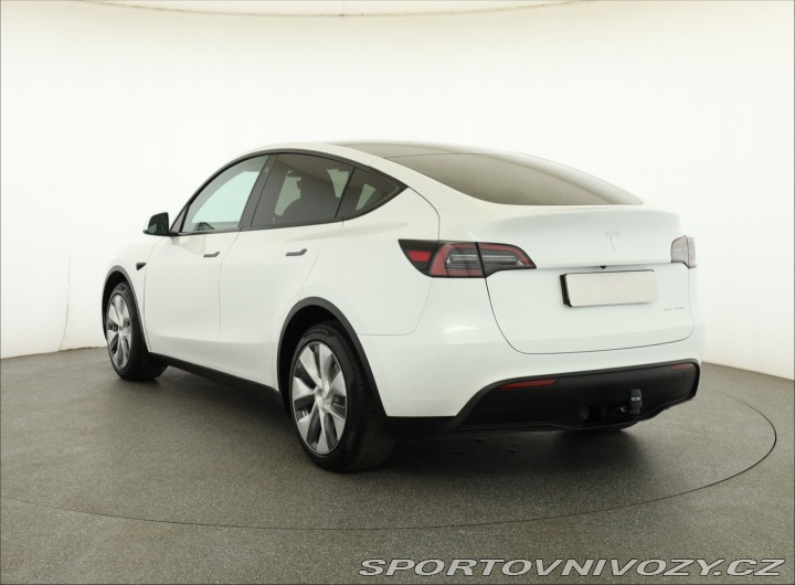 Tesla Model Y Long Range AWD 79kWh 2024