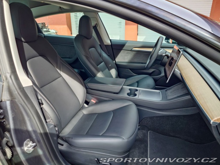 Tesla Model 3 L.R.Dual Motor 366KW REZE 2022