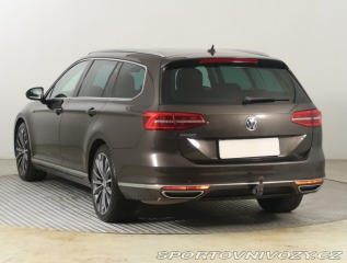 Volkswagen Ostatní modely Passat Highline 2.0 BiTDI 2016