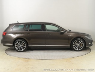 Volkswagen Ostatní modely Passat Highline 2.0 BiTDI 2016