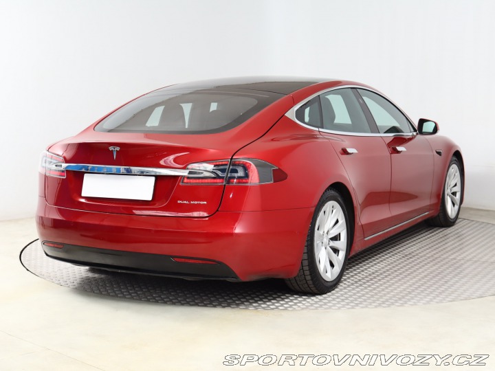 Tesla Model S Long Range 2019