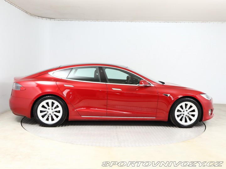 Tesla Model S Long Range 2019