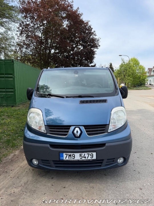 Renault Ostatní modely Trafic 2,5   dci Long Camper 2013