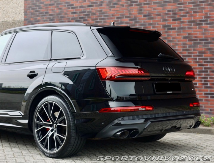 Audi Ostatní modely Q7  60 TFSIe Quattro Competi 2022