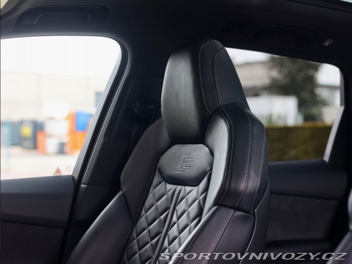 Audi Ostatní modely Q7  60 TFSIe Quattro Competi 2022