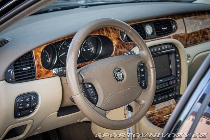 Jaguar XJ XJ6 X350 2.7 D, 152kW, A 2007