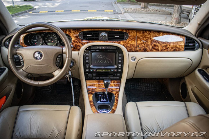 Jaguar XJ XJ6 X350 2.7 D, 152kW, A 2007