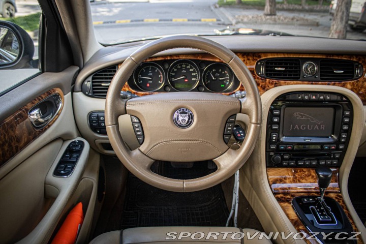 Jaguar XJ XJ6 X350 2.7 D, 152kW, A 2007