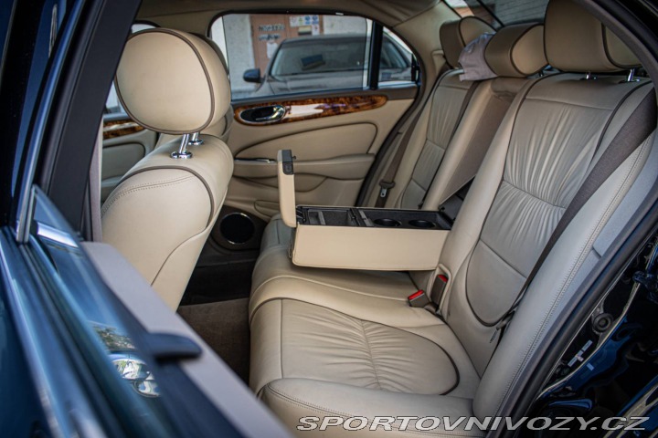 Jaguar XJ XJ6 X350 2.7 D, 152kW, A 2007