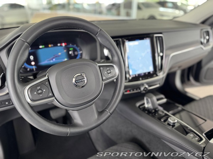 Volvo V60 T6 AWD Recharge*REZERVACE 2022