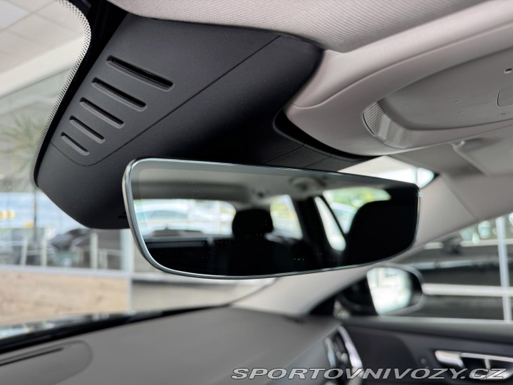 Volvo V60 T6 AWD Recharge*REZERVACE 2022