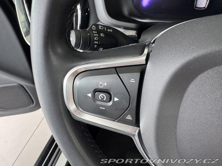 Volvo V60 T6 AWD Recharge*REZERVACE 2022