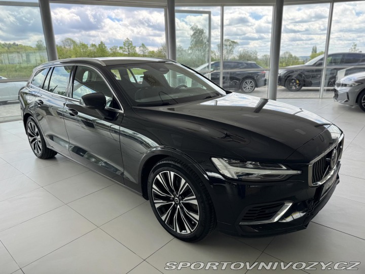 Volvo V60 T6 AWD Recharge*REZERVACE 2022