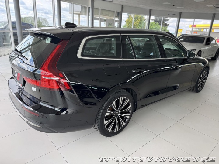 Volvo V60 T6 AWD Recharge*REZERVACE 2022