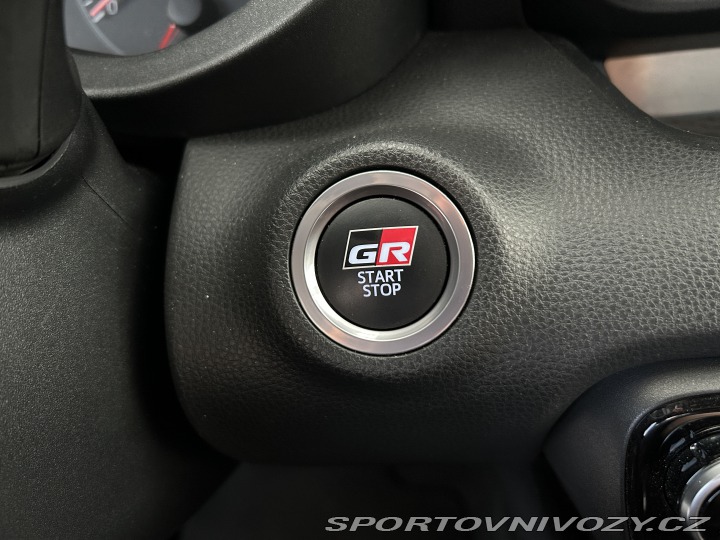 Toyota Yaris GR,CIRCUIT PACK,PŮVOD ČR 2021