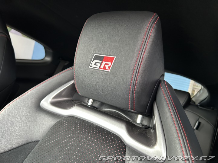 Toyota Yaris GR,CIRCUIT PACK,PŮVOD ČR 2021