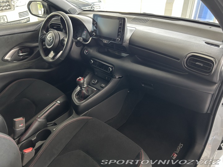 Toyota Yaris GR,CIRCUIT PACK,PŮVOD ČR 2021
