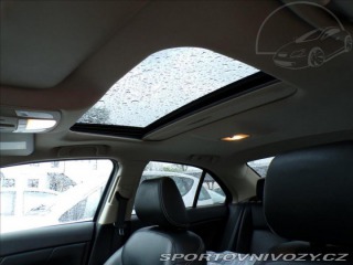 Suzuki Ostatní modely Kizashi 2,4 i 4x4 AUTOMAT 2010