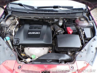 Suzuki Ostatní modely Kizashi 2,4 i 4x4 AUTOMAT 2010