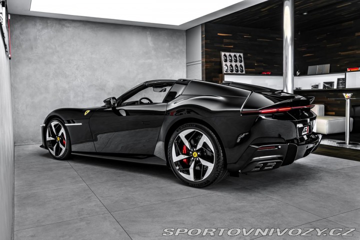 Ferrari 12Cilindri Spider 2026