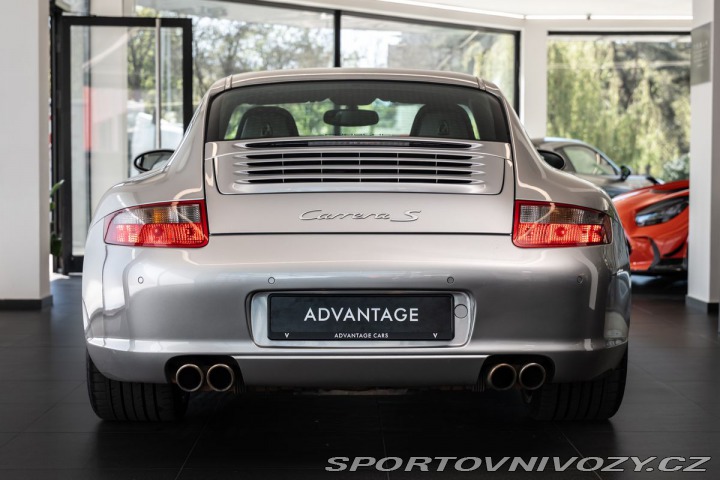Porsche 911 (997) Carrera S Manuál 2005